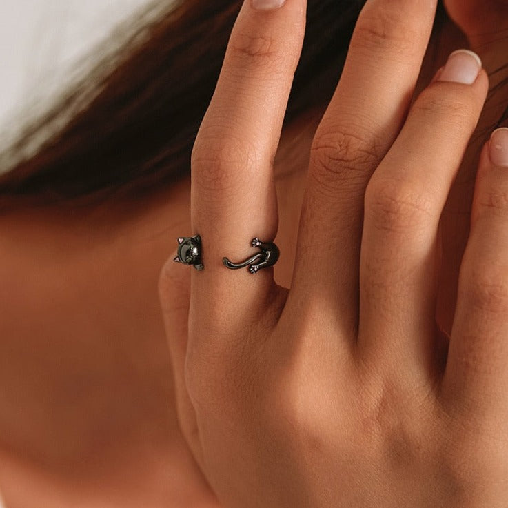 Black Cat Ring
