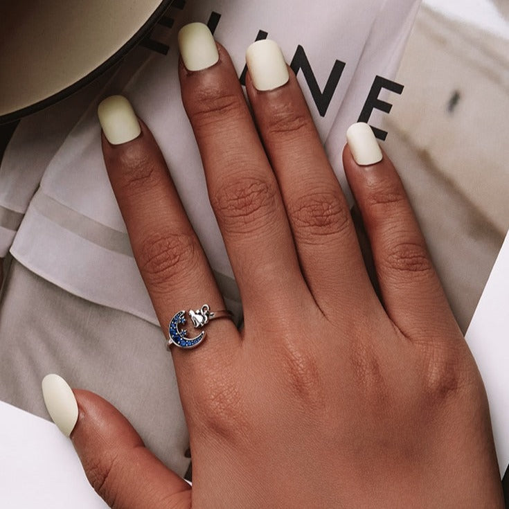 Cat Circle Ring