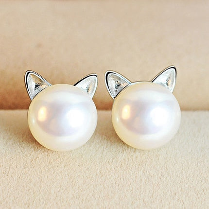 Cat Pearl Stud Earrings