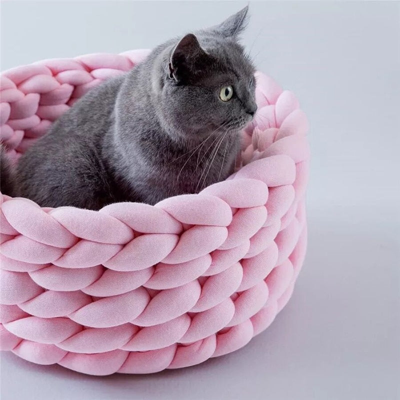 Crochet Cat Bed