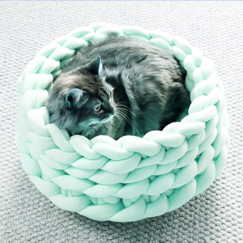 Crochet Cat Bed