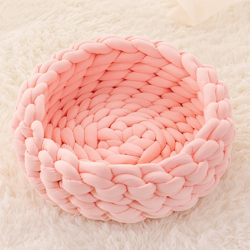 Crochet Cat Bed
