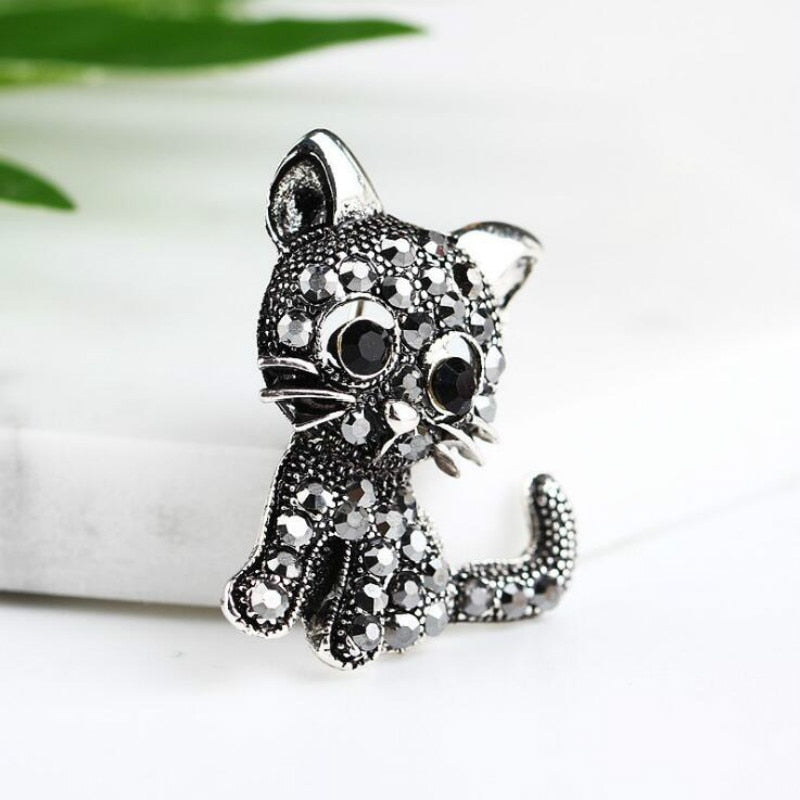 Diamond cat Brooch