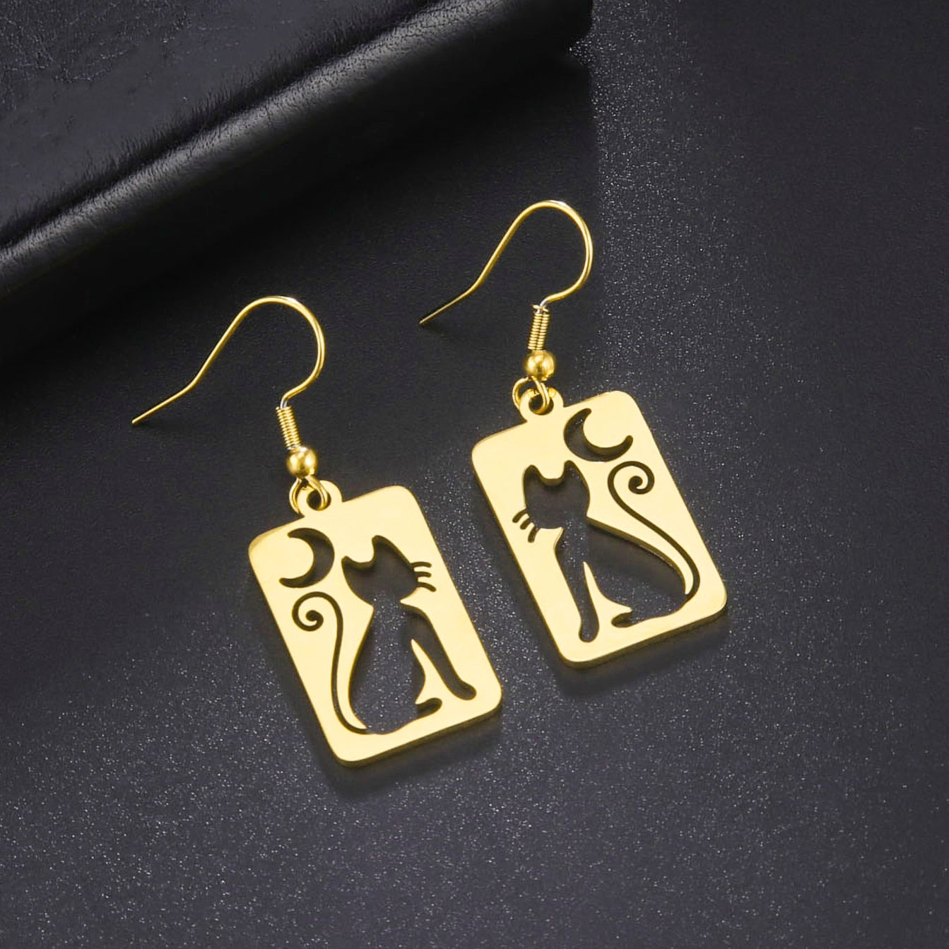 Drop Cat Earrings