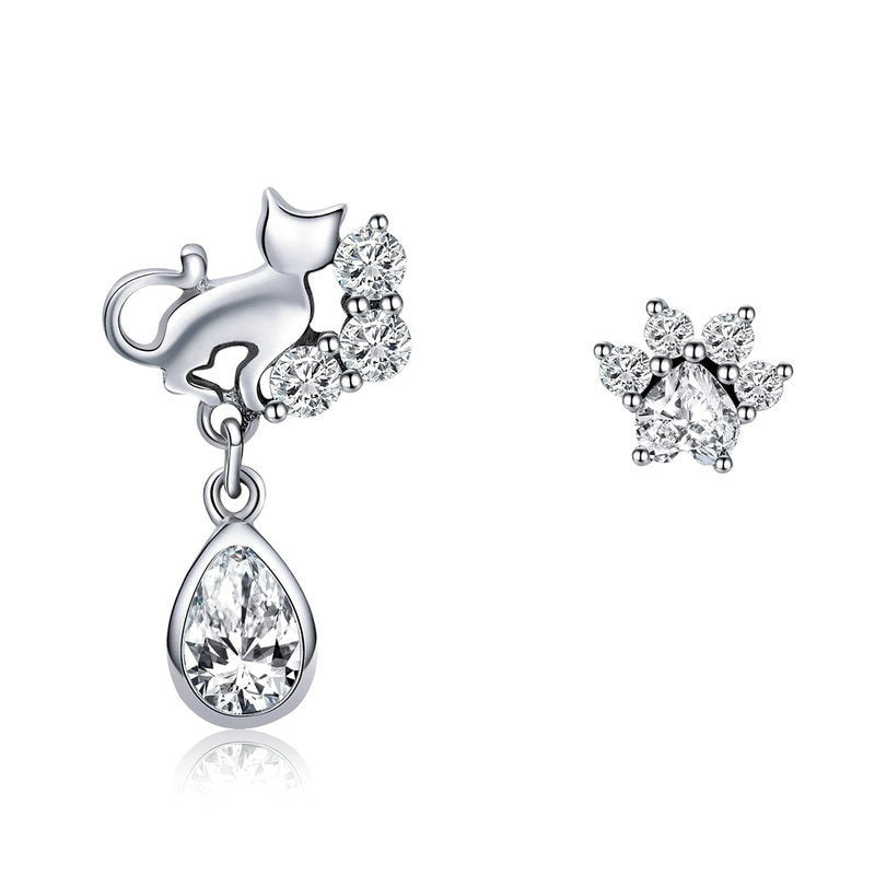 Elegant Cat Diamond Earrings
