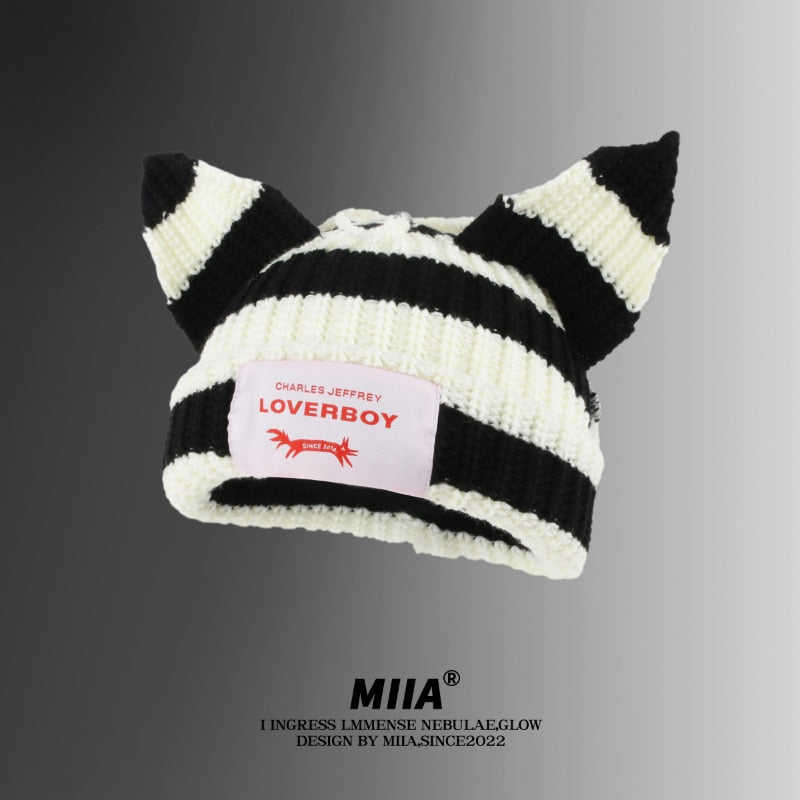 Loverboy cat Beanie