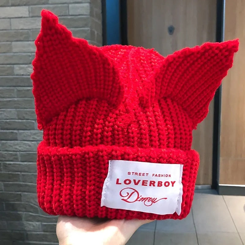 Loverboy cat Beanie