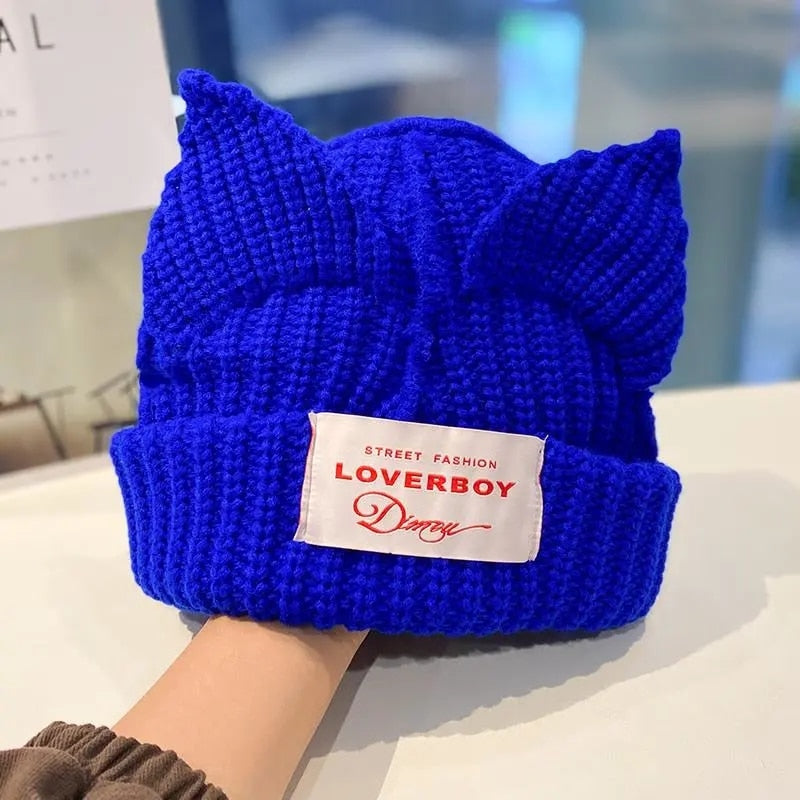 Loverboy cat Beanie