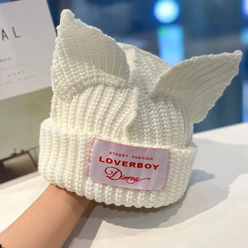 Loverboy cat Beanie