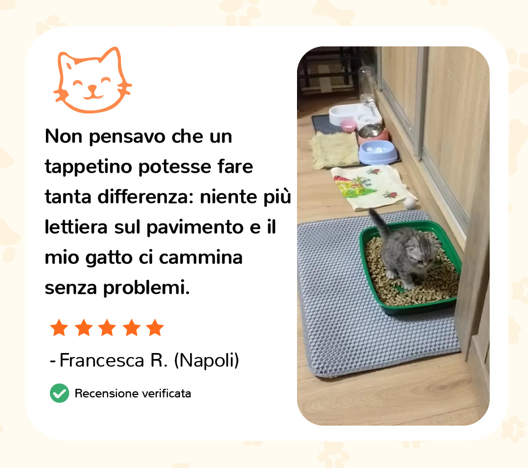 Recensione cliente Auvya: tappetino per lettiera che evita la sabbia sul pavimento, gatto di Francesca a Napoli