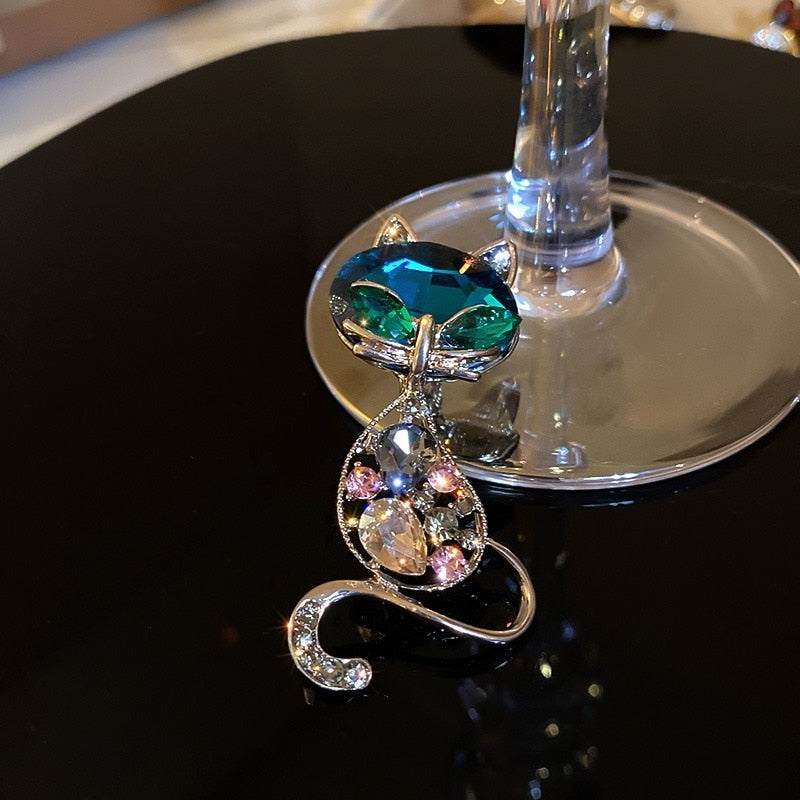 Rhinestone Cat Brooch