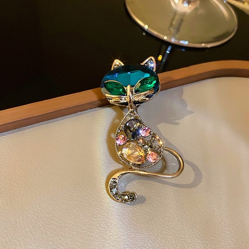 Rhinestone Cat Brooch