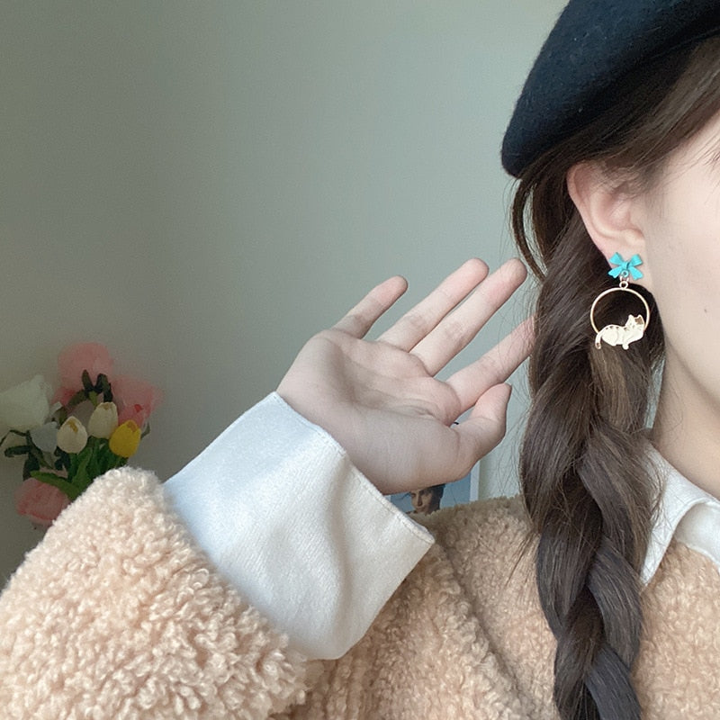 Ribbon Cat Earrings