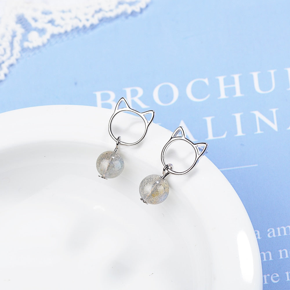 Sweet Pearl Cat Earrings