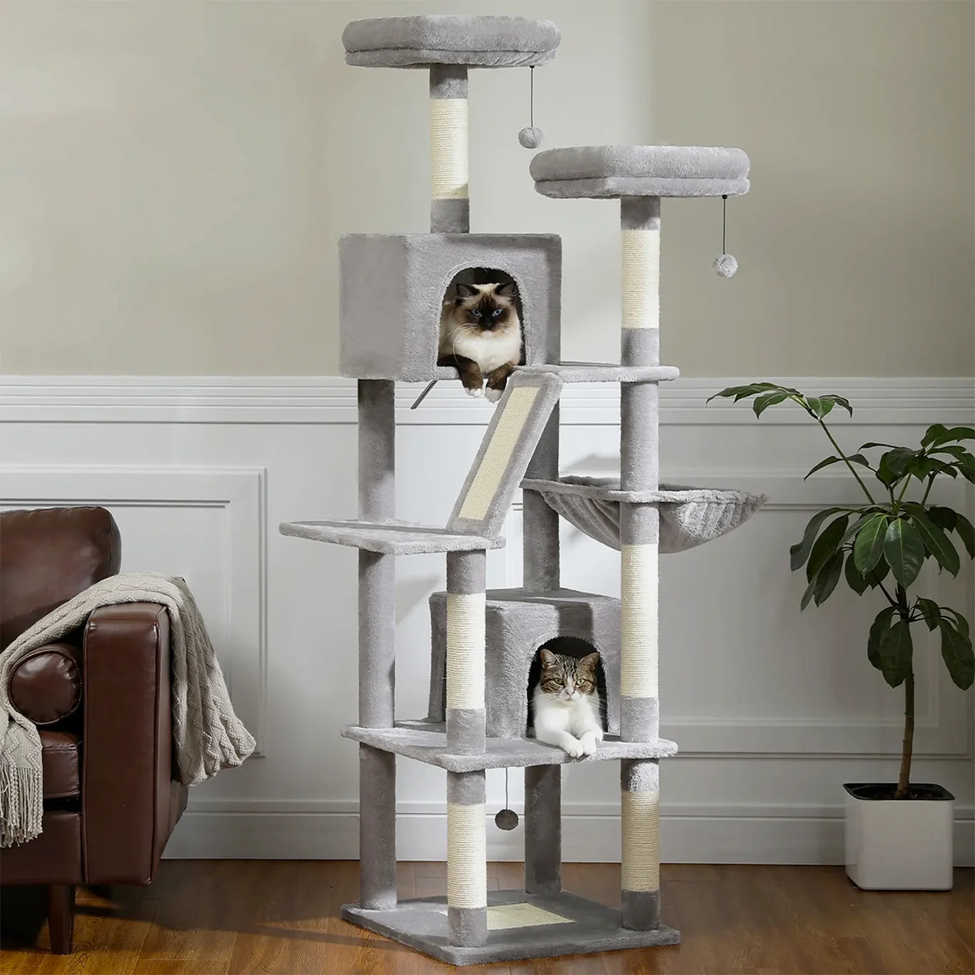 Albero tiragraffi per gatti 180 cm grigio, vista frontale con amaca e 2 casette